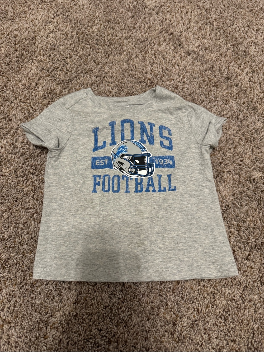 Kids Lions Football Graphic Tee - Gray with Blue Print